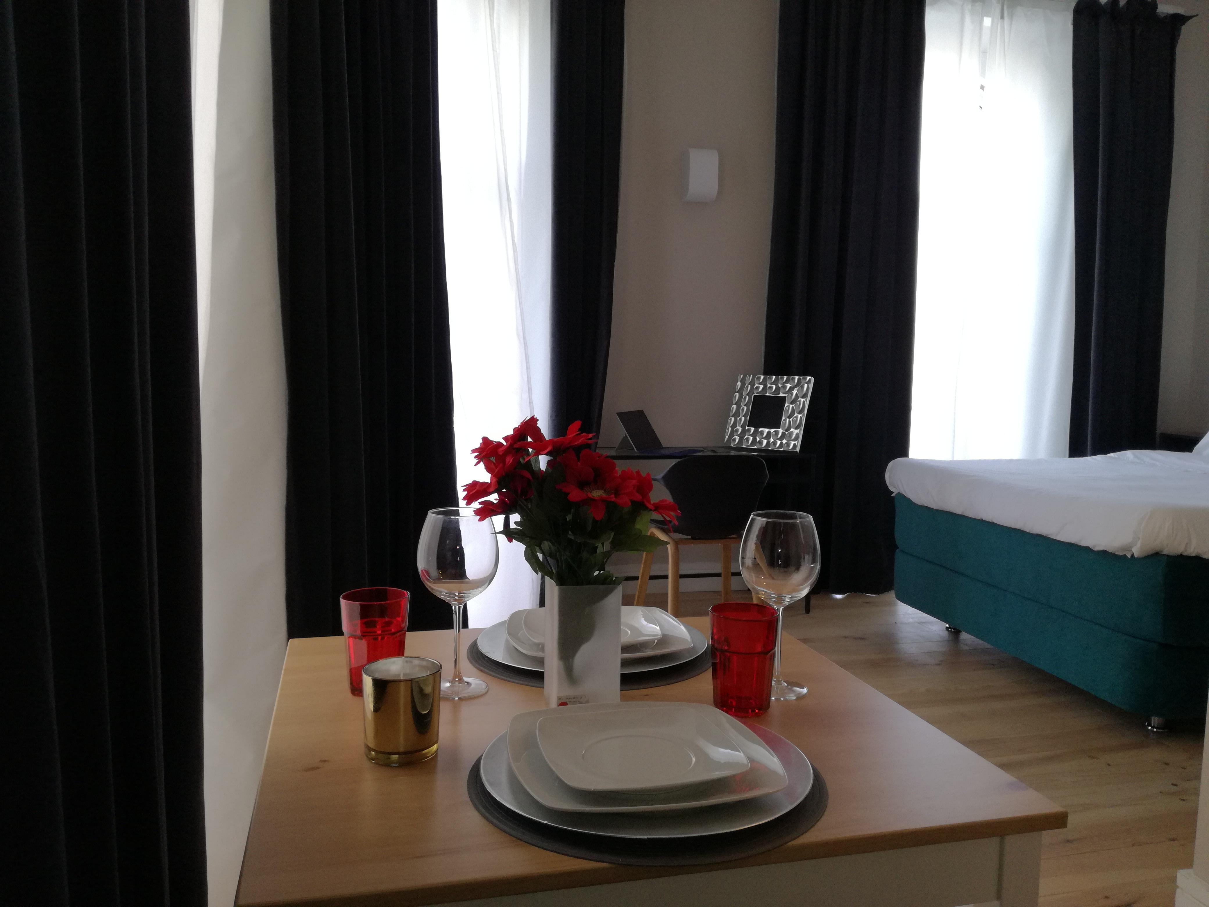 Temple Suites Guesthouse 波尔蒂芒 外观 照片